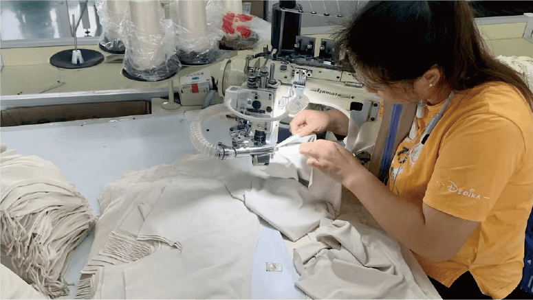 4 Needle Both Cut Flat Seamer